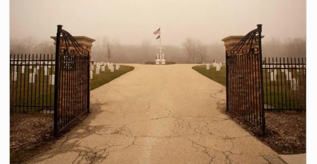 Fort Sheridan National Cemetery Walk